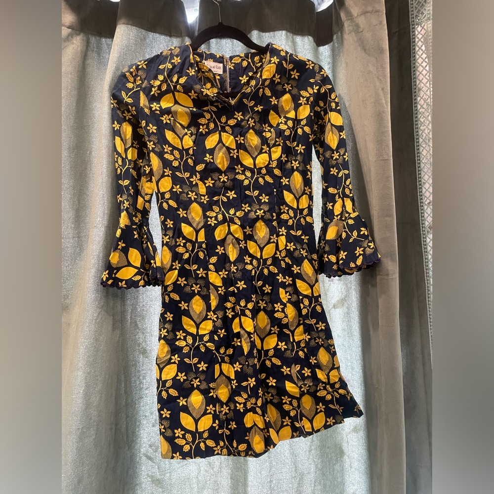 Vintage extra small 60s mod dress